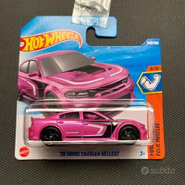 Hot Wheels - Dodge Charger Hellcat