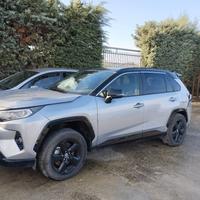 TOYOTA RAV4 HYBRID ricambi usati 