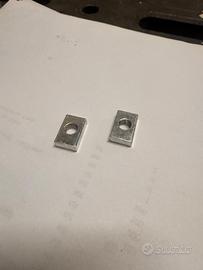 200 pz - Dado M8 per profili simracing