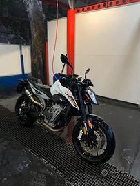 KTM DUKE 790 2023 Depotenziata