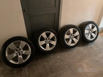 Audi cerchi 17” originali gommati estivi perfetti