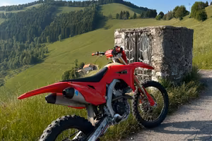 Honda CRF 250 r ( TARGATA )