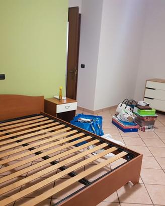 Letto matrimoniale 180x155x35