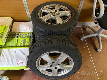 Gomme 205 / 60 R 16 + Cerchi