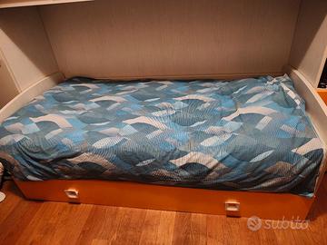 Letti con doghe in legno