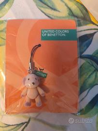 Phone charm Benetton 