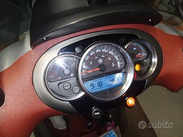 Scooter Piaggio Beverly 350