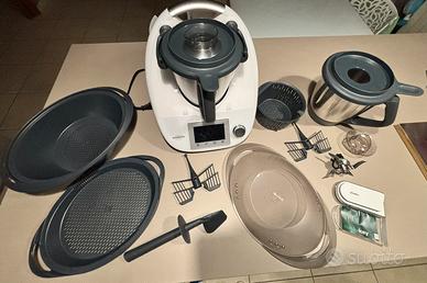 Bimby Tm5+Varoma+Doppio boccale+Cook-key+Libro