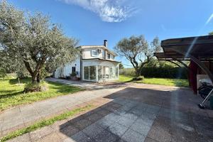 VILLA SINGOLA A VITERBO