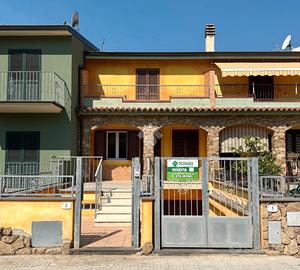 Villetta indipendente di recente costruzione, Bosa