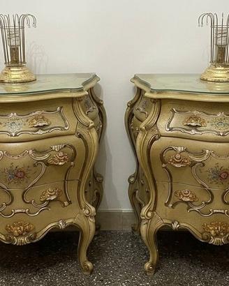 comodino barocco veneziano