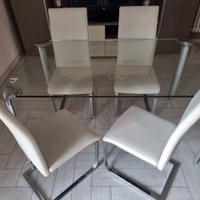 Tavolo Design in Vetro e Cromo- Elegante e Moderno