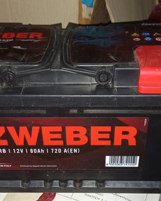 Batteria per  auto nuova