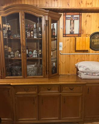 MOBILE IN LEGNO
