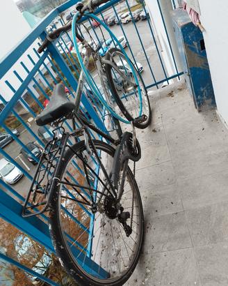 bici blu MTB 40/50 euro 
