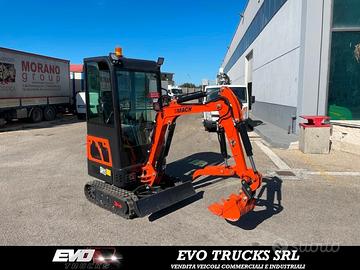 MINIESCAVATORE SMACH,GOMMATO,15 QUINTALI,NUOVO