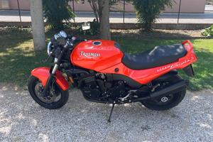 Triumph Speed Triple 900
