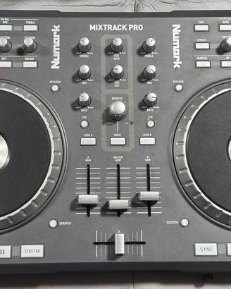 Mixer Mixtrack Pro August 2011