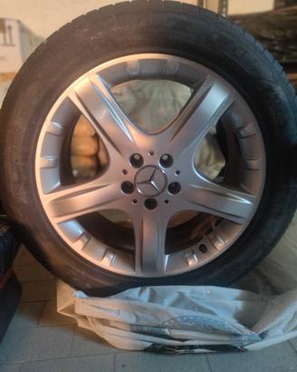 Kit 4 cerchi in lega  19 originali Mercedes R w251