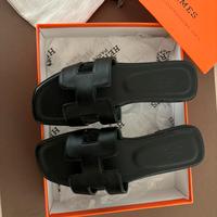 ciabattina nera Hermes