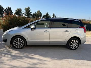 Peugeot 5008 2.0 HDi Automatica – 7 Posti – Full