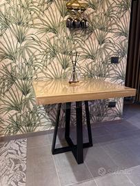 Tavolo con gambe da design 85x85