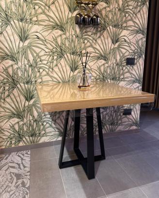 Tavolo con gambe da design 85x85