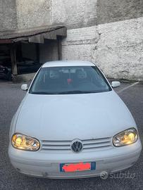 Golf 4