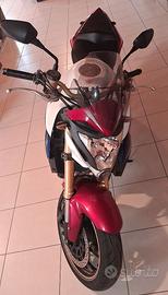 CB1000R
