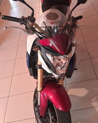 CB1000R