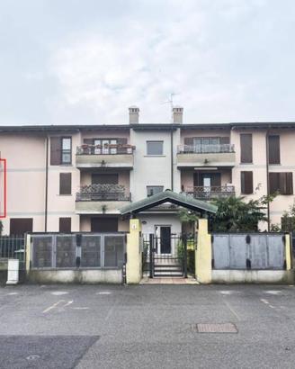 Immobile in asta di 101 m² con 3 locali e box auto