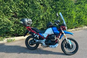 Moto Guzzi v85TT Evocative Graphics, Blu Uyuni