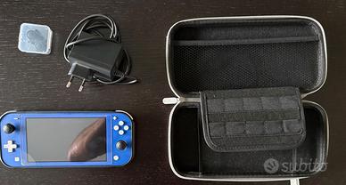 Nintendo Switch Lite Con Cover  CUstodia e MicroSD