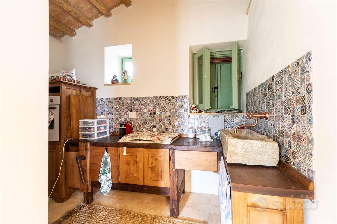 BASCHI - ACQUALORETO: CASALE IN PIETRA IN ZONA IMM - Vista 5