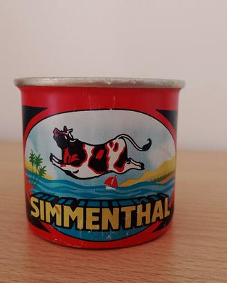 Barattolo della Simmenthal che muggisce