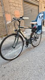 Coppia Bici da città (Uomo e Donna) con Seggiolini