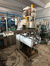 Fresa RIVOLTA Automatica a controllo manuale