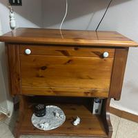 Mobiletto porta liquori