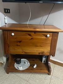 Mobiletto porta liquori