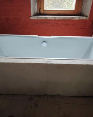 Vasca da bagno sottopiano Wave