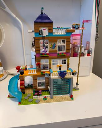 Lego friends