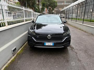 Touareg R-line 3.0 diesel 286 cv