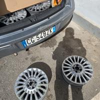 Cerchi da 15 pollici 4 fori