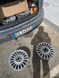 Cerchi da 15 pollici 4 fori