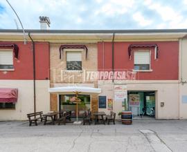 PIZZERIA CON MURI E ATTIVITA'