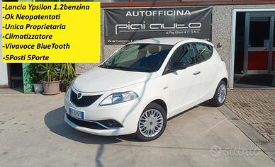 Lancia Ypsilon 1.2 69 CV 5 posti Silver Unica Prop