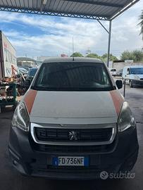 Peugeot partner ambulanza