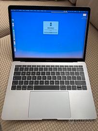 MacBook Pro 2017 - 13" no touchbar 8 GB / 256 GB