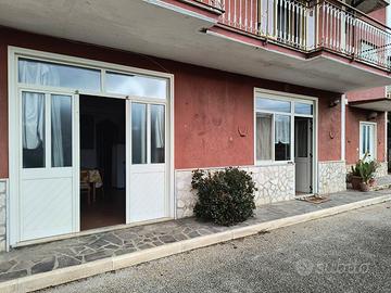 Villa indipendente con ampi spazi esterni