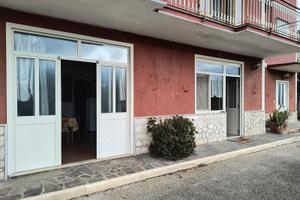 Villa indipendente con ampi spazi esterni